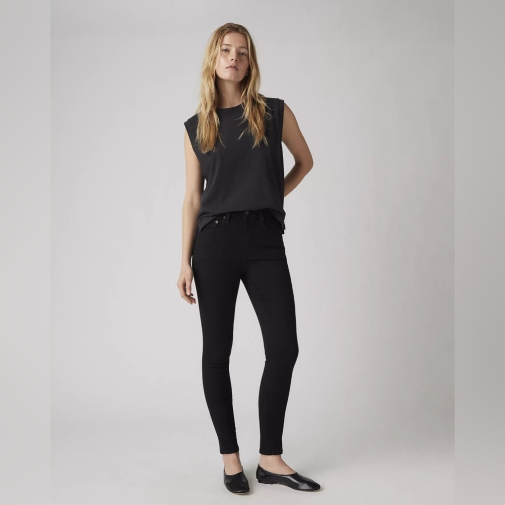 Levi’s 721 High Rise Skinny Women's Denim Black Jeans